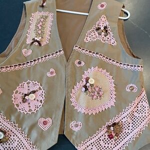 Women's decorated vest